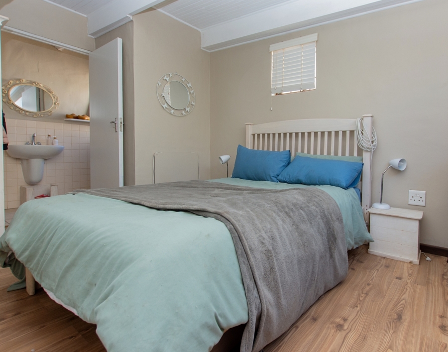 6 Bedroom Property for Sale in Jacobsbaai Western Cape